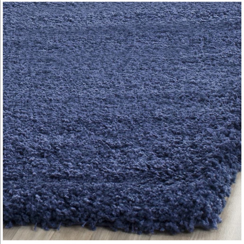 Shag Area Rug (6x9) - Picture 3 of 3